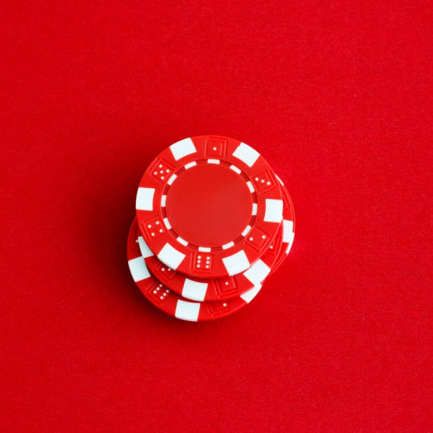 mari777 mobile site showing live-dealer blackjack table and slot game interface